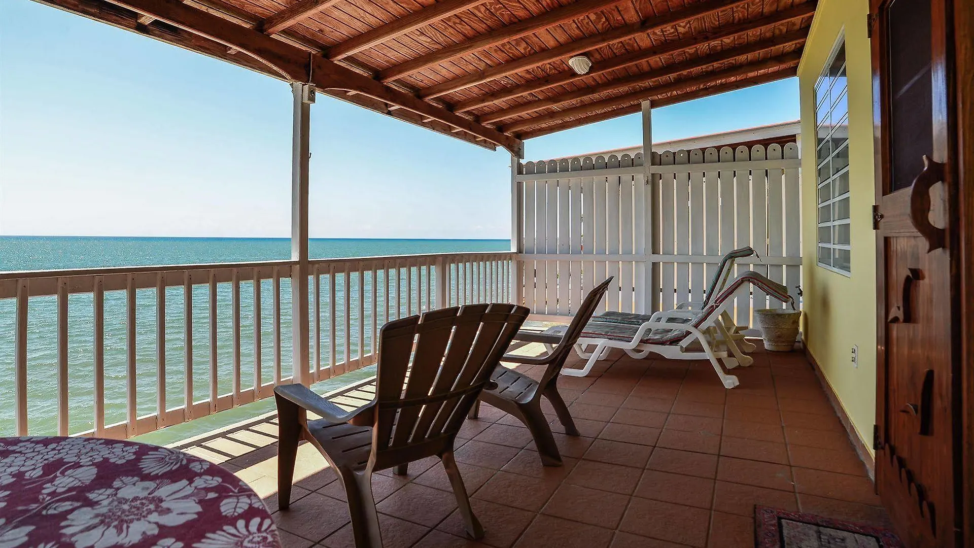 Lemontree Oceanfront Cottages Rincon Hotel