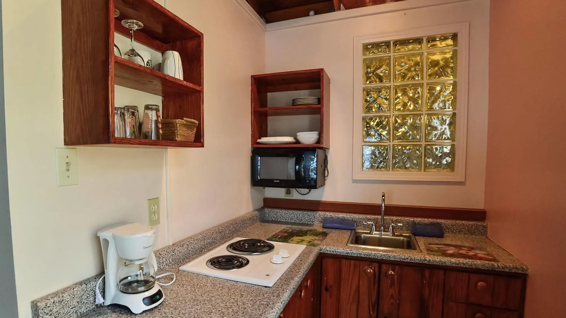 Lemontree Oceanfront Cottages Rincon 2*,